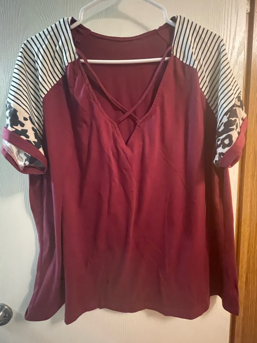 Women's Burgundy Crisscross Sleeve-Detail Top